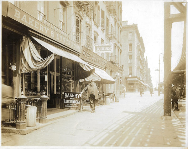 Photo: William Ursprung Bakery and Lunch Room