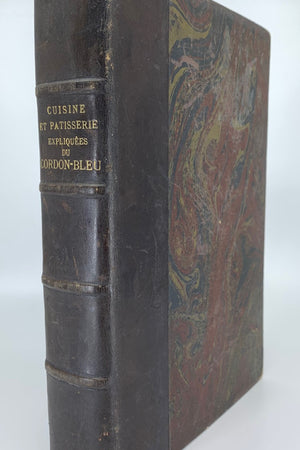 Book:  La Cuisine et la Patisserie Expliquees du Cordon-Bleu