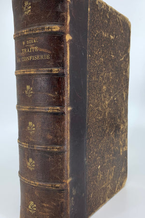 Book cover: Traite General de Confiserie Moderne