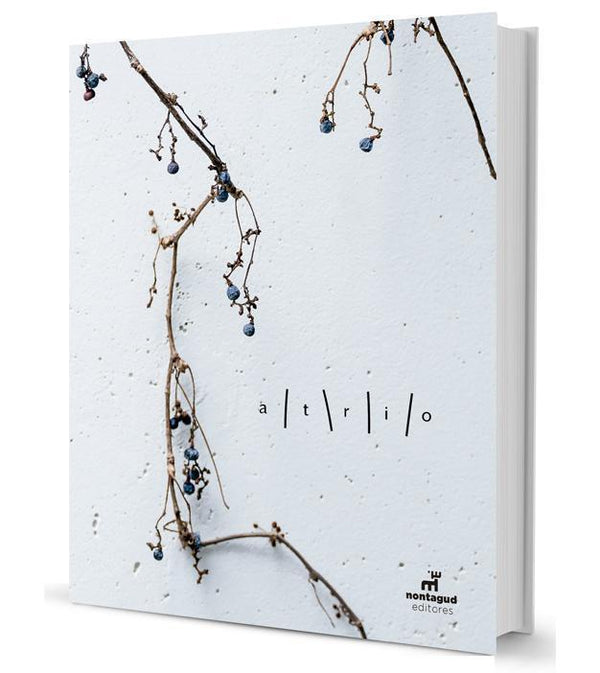 Book Cover: Atrio